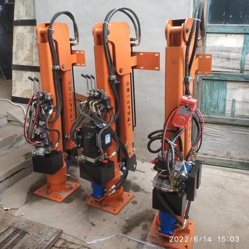 东引乡重汽蓝牌随车吊 3.2吨 国六动力强 液压驱动 农用自卸起重机